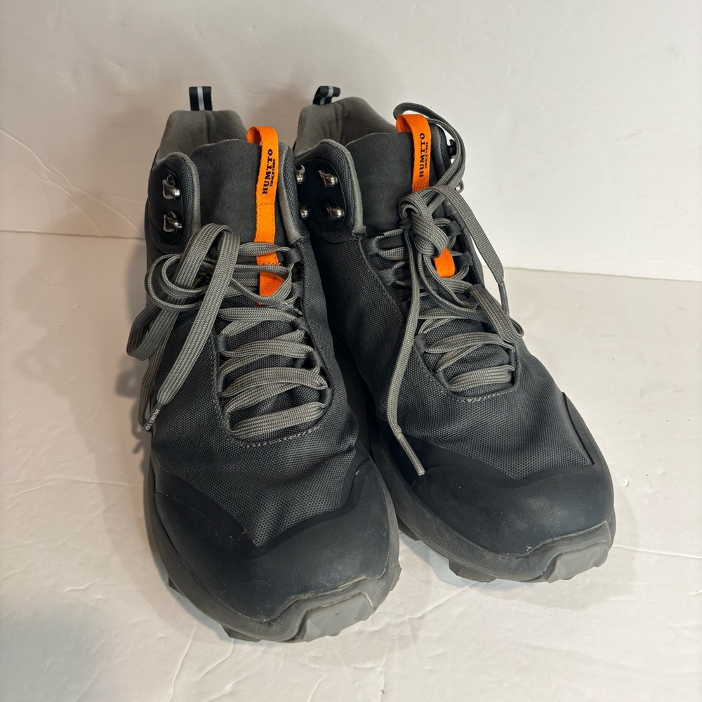 Men’s hiking boots